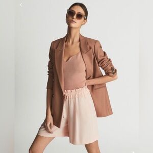 REISS RENI RUFFLE PULL ON SHORTS, SIZE 2